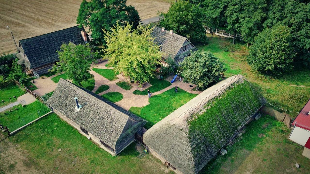 Gniazdo W Felicjanowie Uniejów Exterior foto